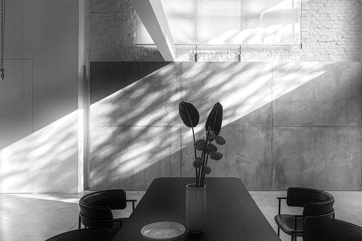 MESA DE COMEDOR FUCSIA