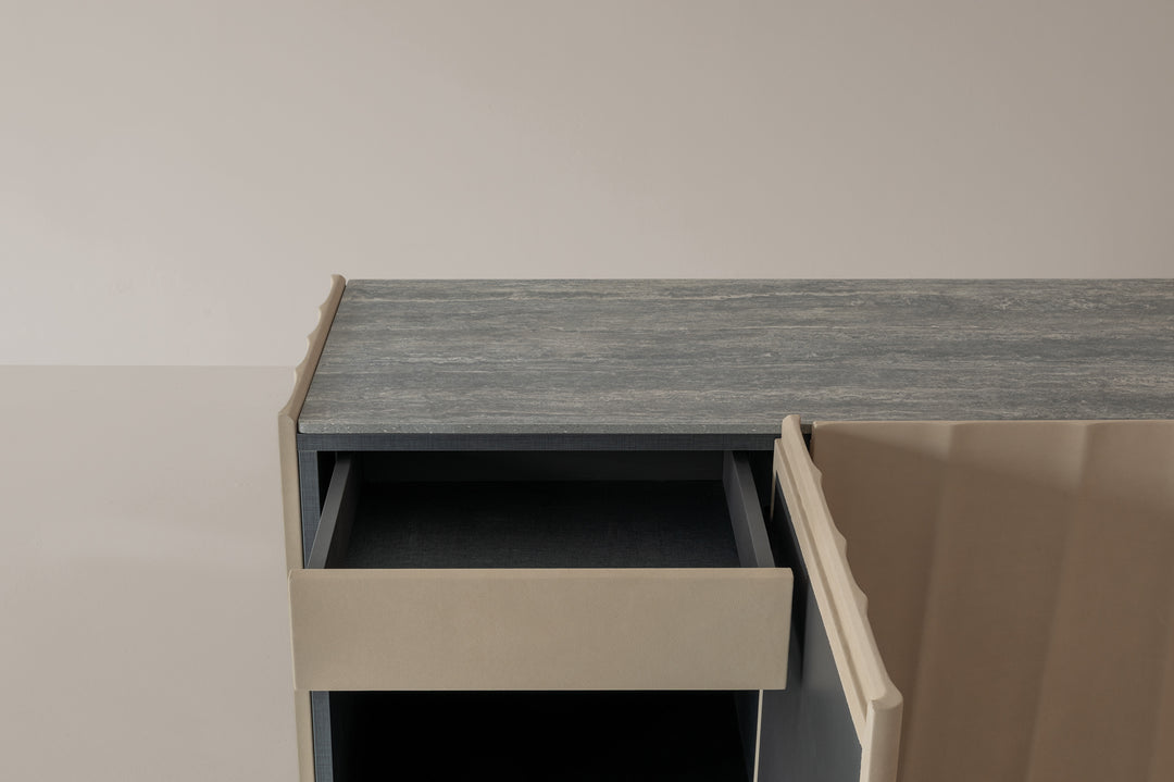 ARMOIRE DE LA VALLÉE EH