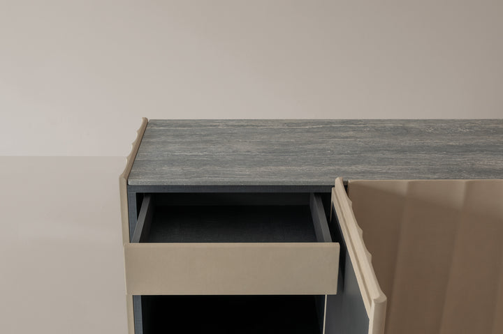 ARMOIRE DE LA VALLÉE EH