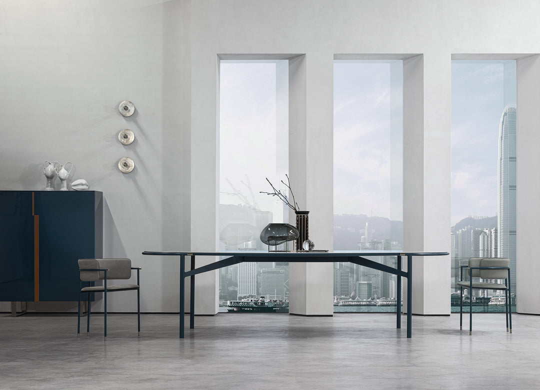 MESA DE COMEDOR FUCSIA