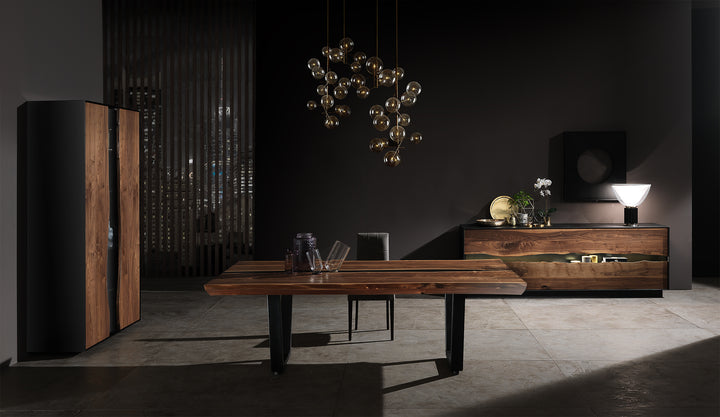 MESA DE COMEDOR FUCSIA