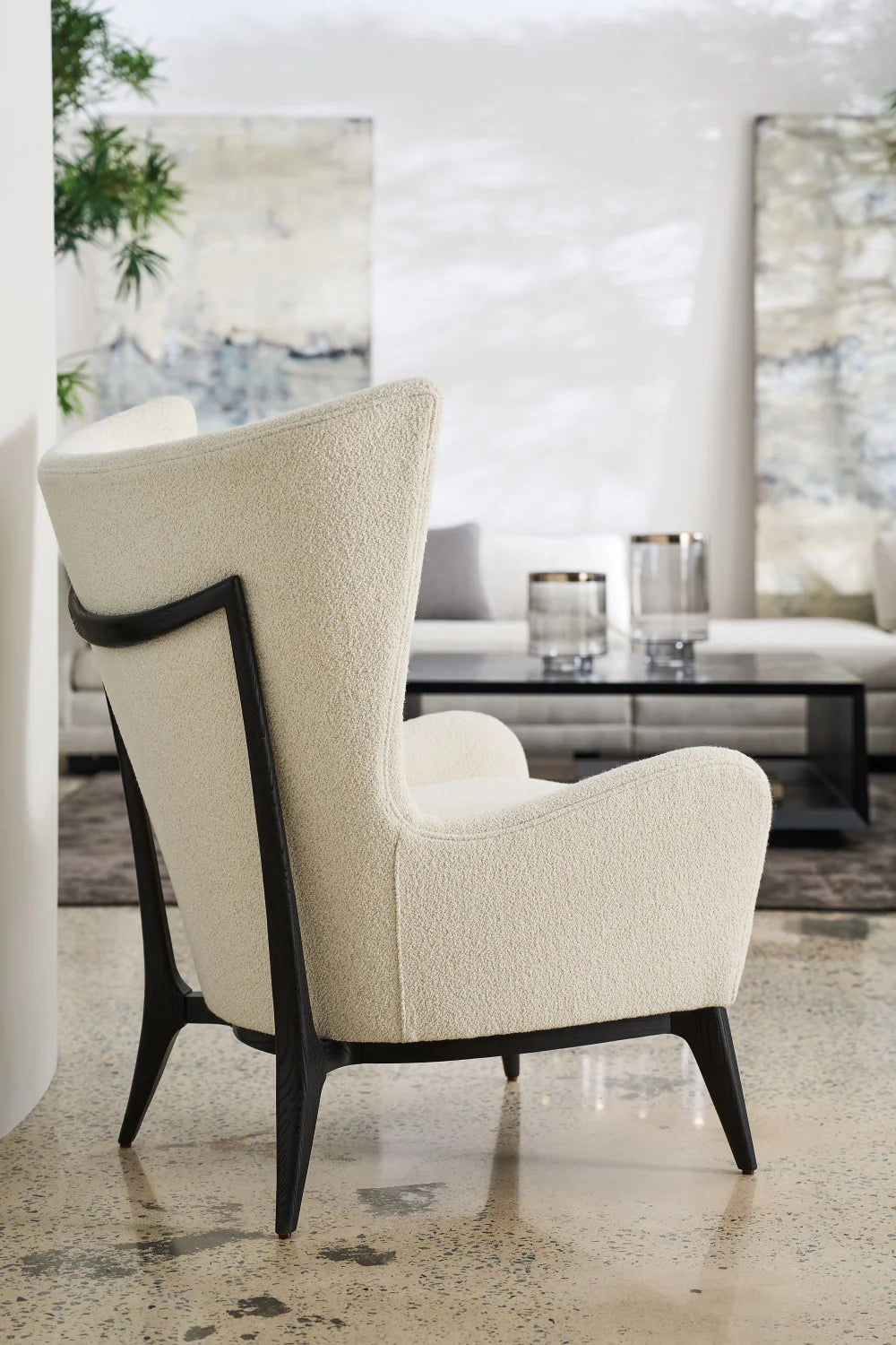 White Modern Wing Lounge Chair