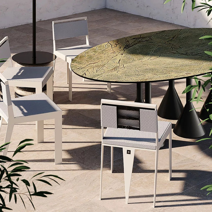MESA DE COMEDOR OVALADA SOLEIL