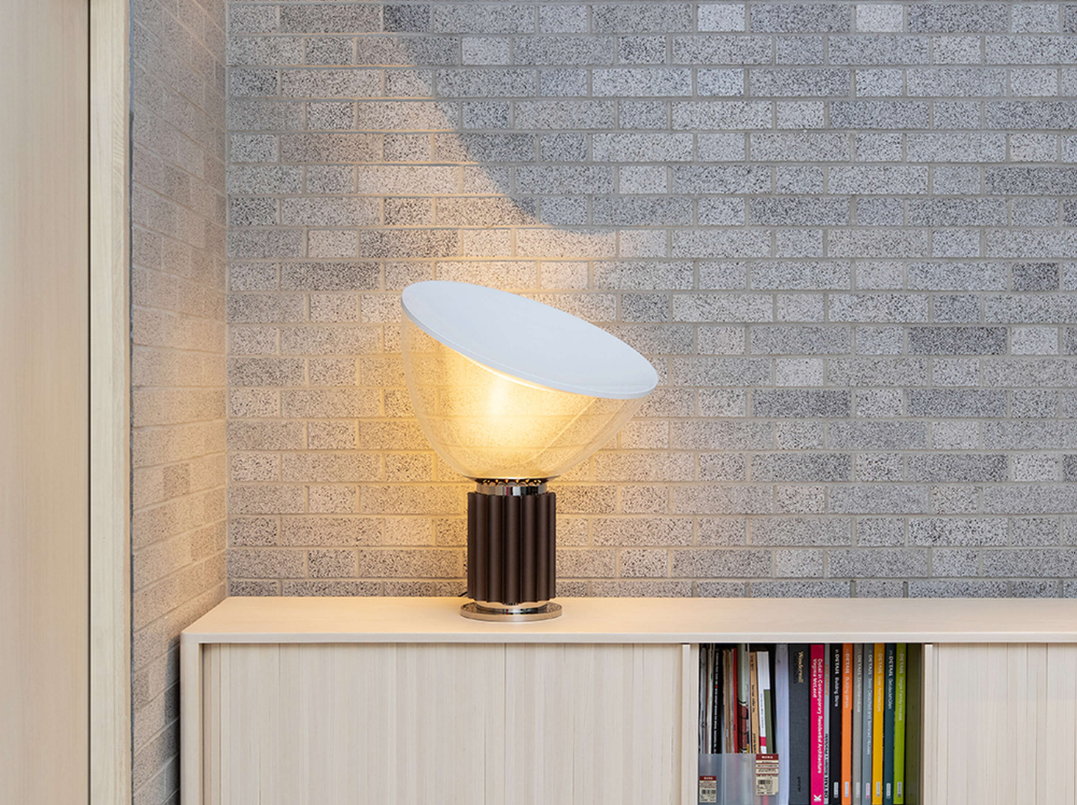 LÁMPARA DE MESA COMPTON EH