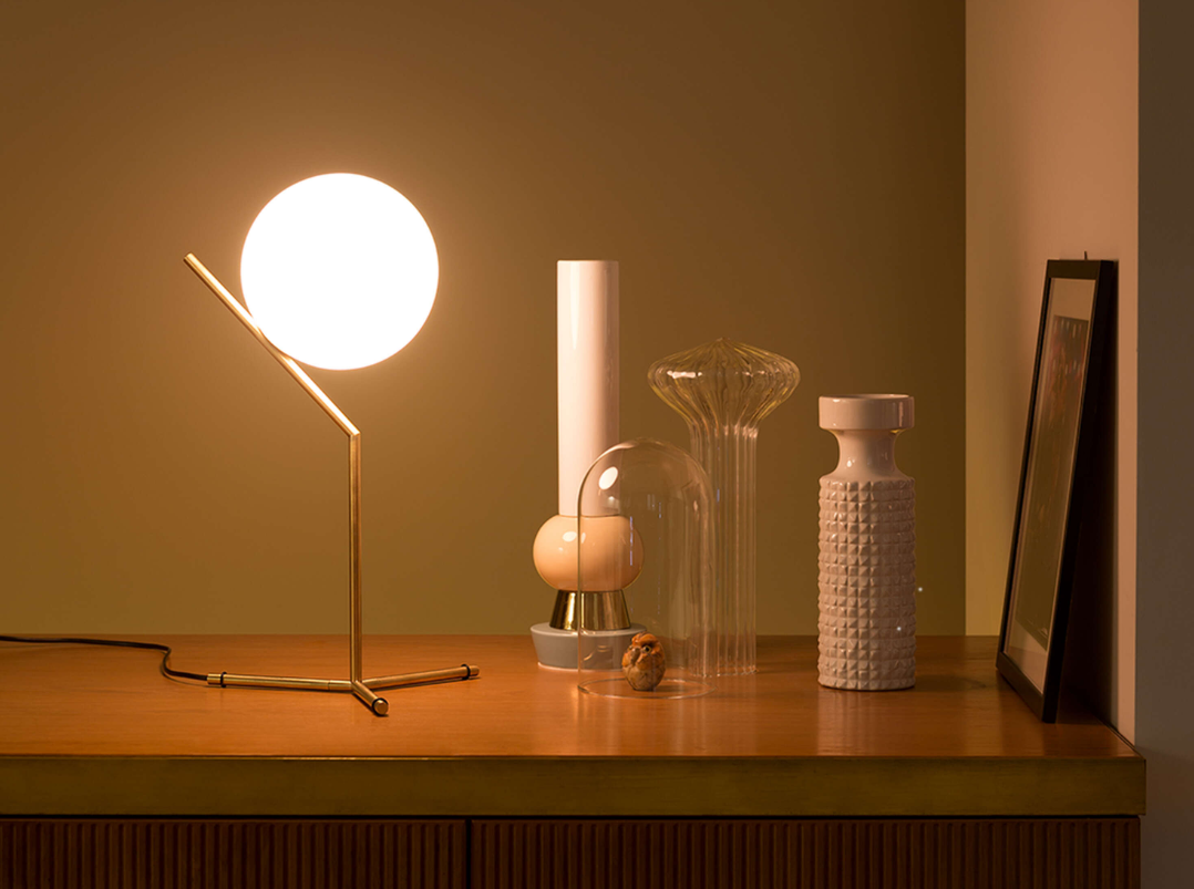 LÁMPARA DE MESA COMPTON EH