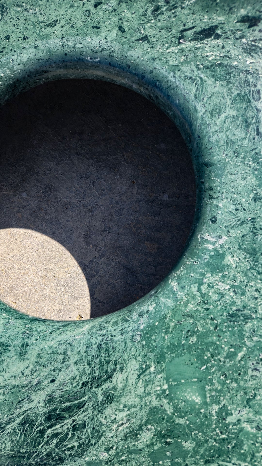 TABLE À MANGER FUSCHIA