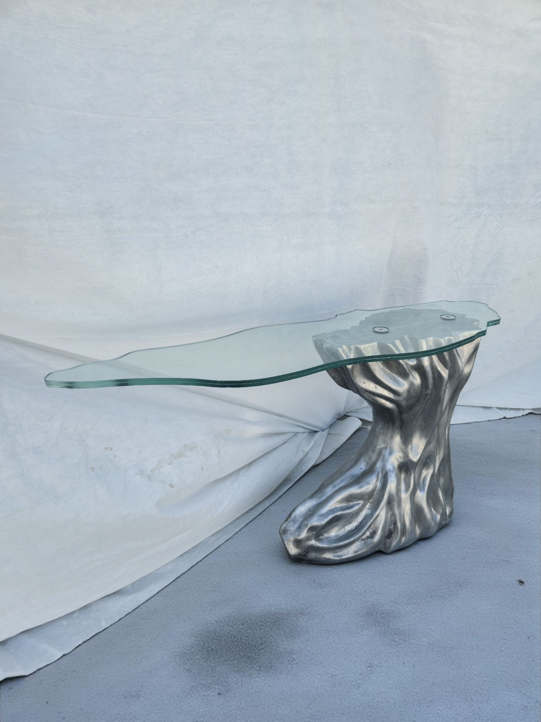 VANGUARD STEEL CONSOLE