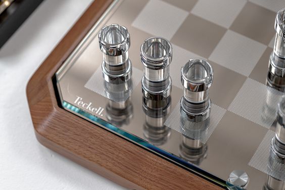 TABLE D'ÉCHECS EN BOIS STRATEGO TL