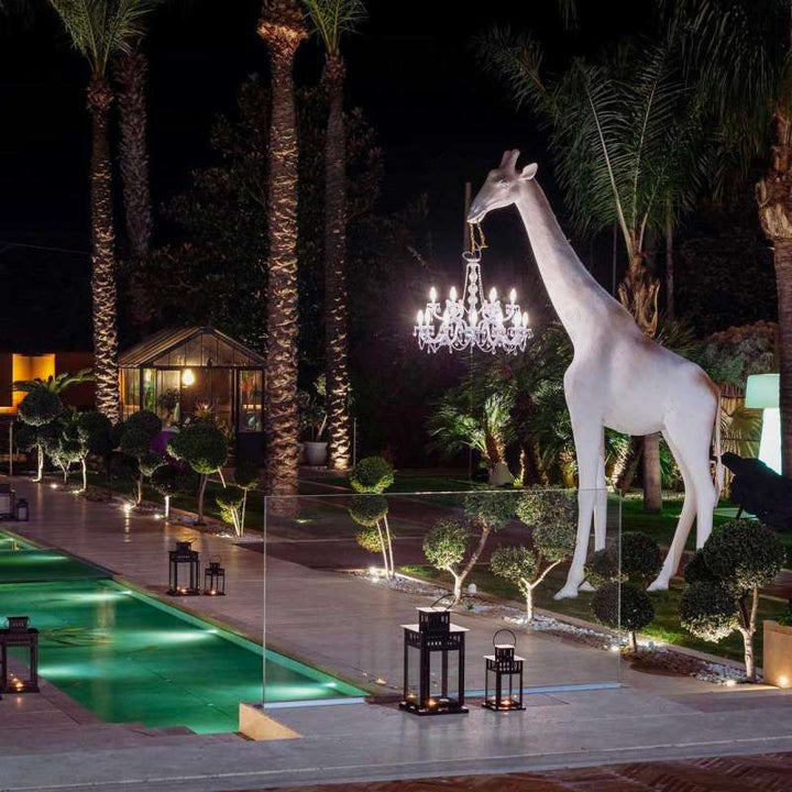 JIRAFA ENAMORADA XL AL AIRE LIBRE