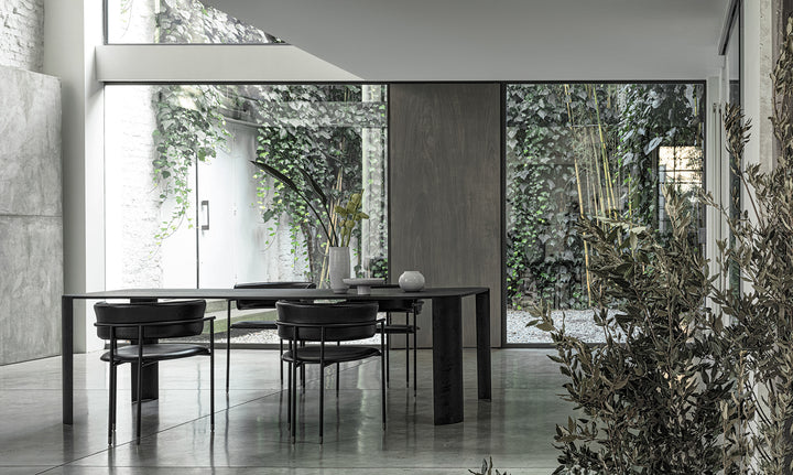 MESA DE COMEDOR FUCSIA