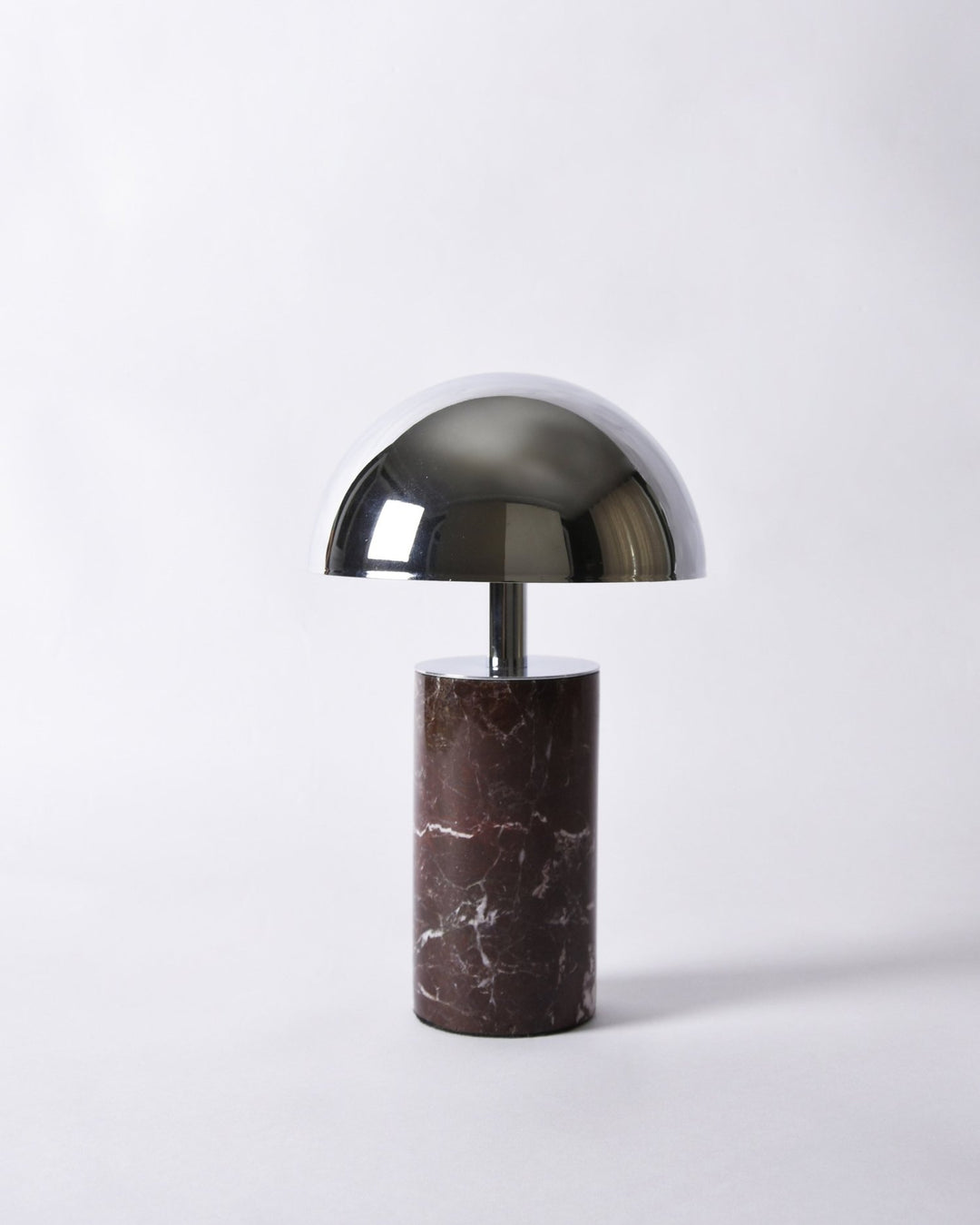 LÁMPARA DE MESA TITAN
