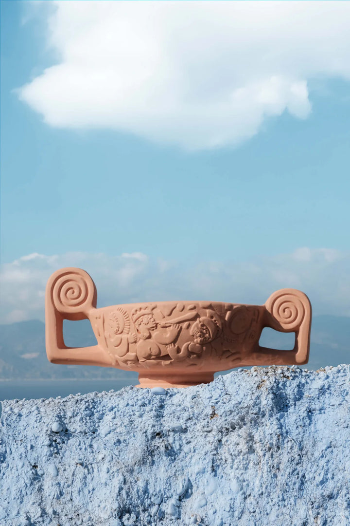 Magna Graecia Terracotta vase Centerpiece